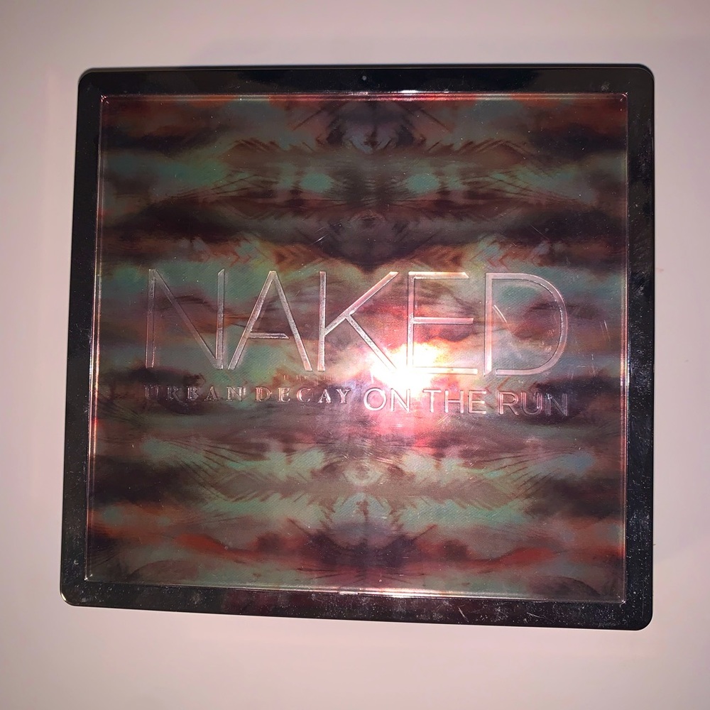 Naked ‘Urban Decay’ On the Run Makeup Bundle